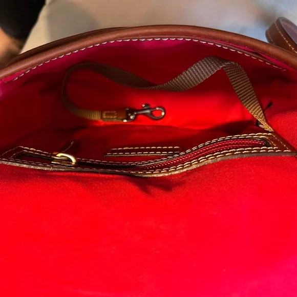 Dooney & Bourke Crossbody Bag & Wallet - Picture 4 of 6